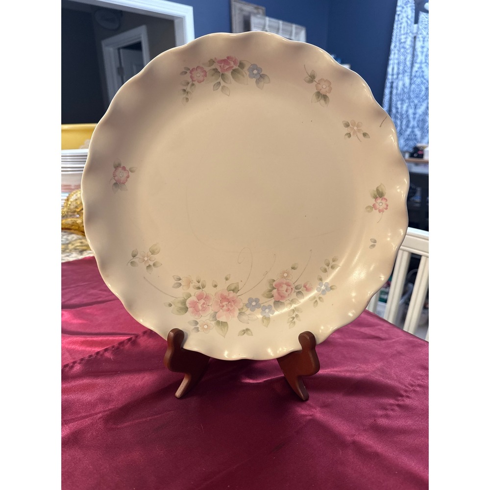 Pfaltzgraff Remembrance Dinner Plate Floral Scalloped Rim Stoneware Pink Blue